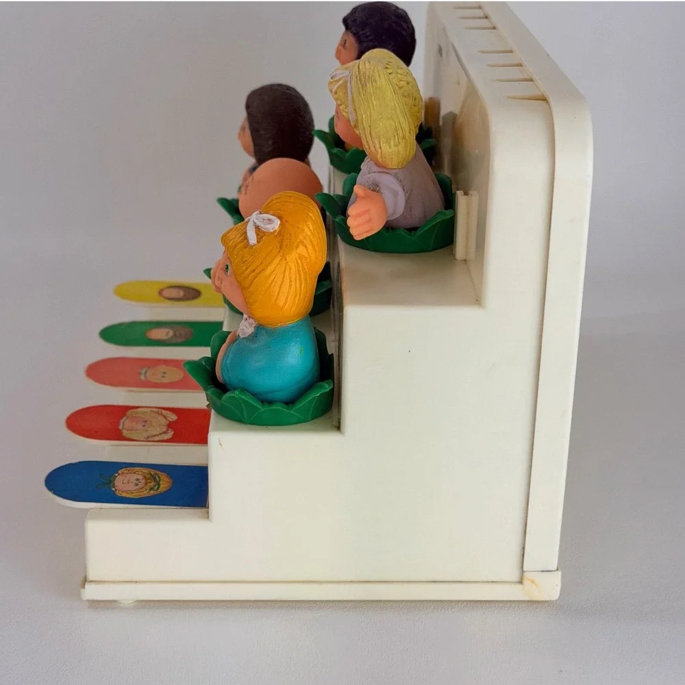Vintage 1983 Cabbage Patch Squeaky Piano by Illco Preschool Toy